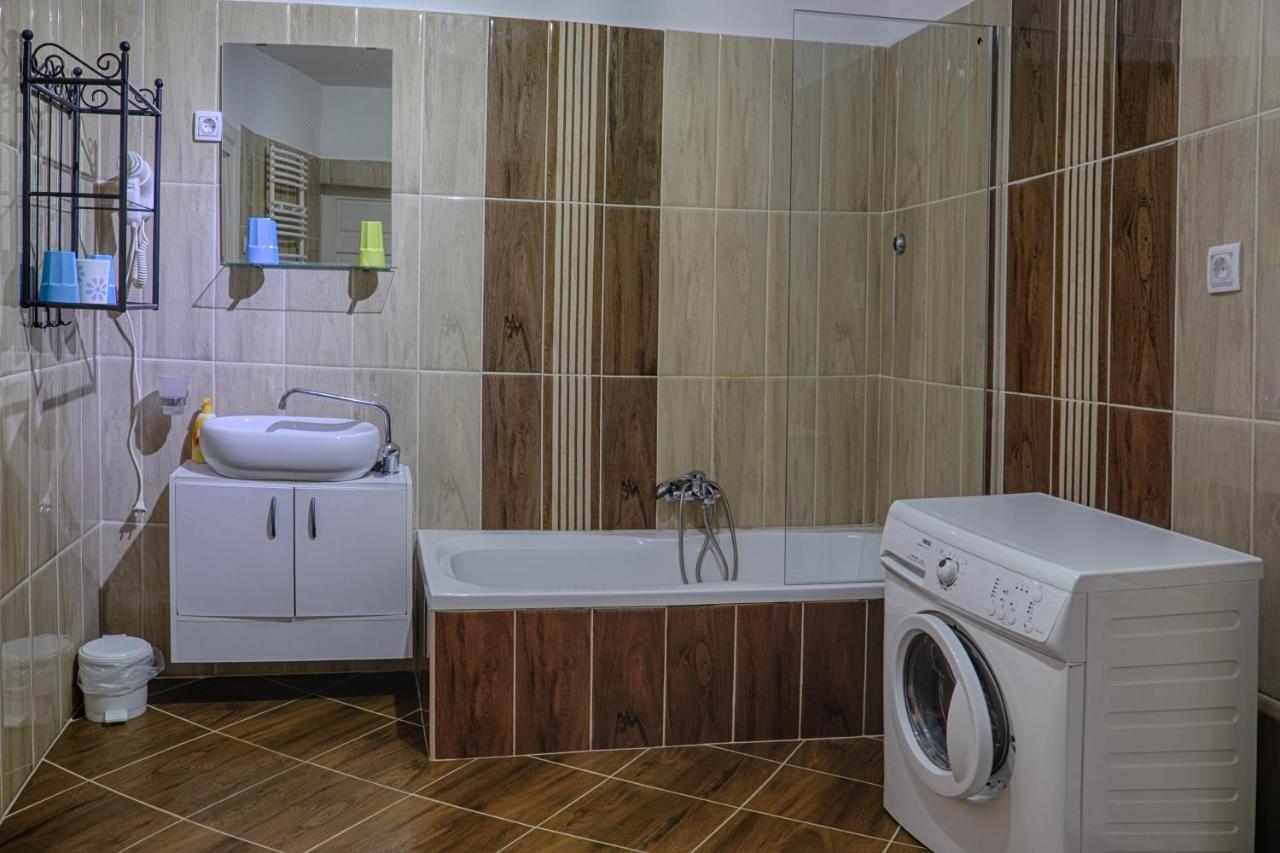 Demetrovics Udvarhaz Eger Ngoại thất bức ảnh